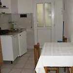 Pinija شقة *