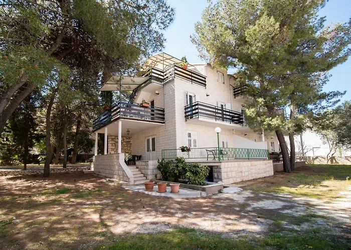Apartamento Pinija Supetar