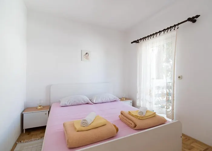 Pinija Apartamento *